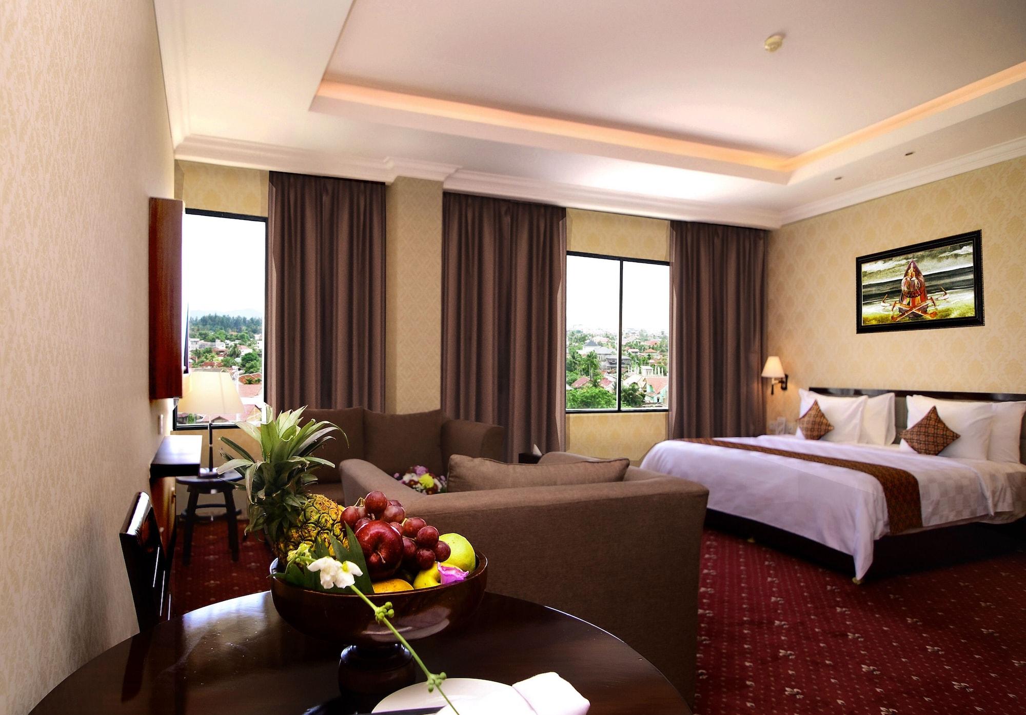Hermes Palace Hotel 5*