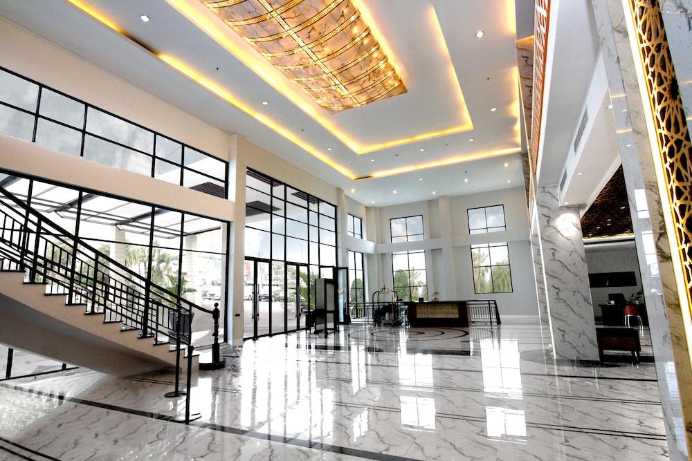 Hermes Palace Hotel 5*